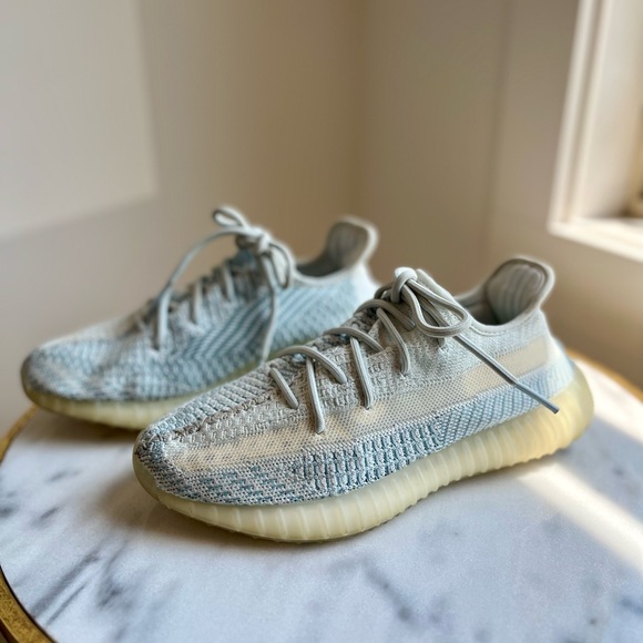 Adidas Yezzy Boost 350 Size 7 - Picture 5 of 16